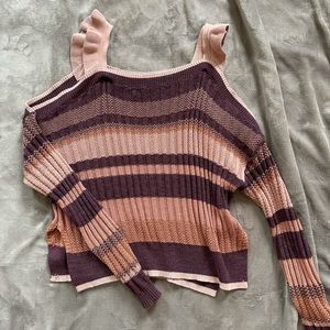 Gimmicks cold shoulder striped sweater cropped s